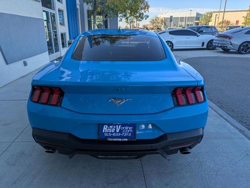 2024 Ford Mustang EcoBoost
