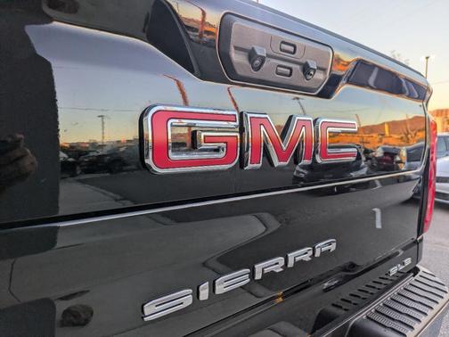 2025 GMC Sierra 2500 SLE