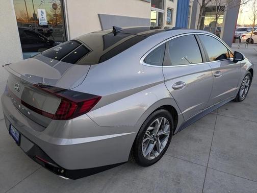 2023 Hyundai SONATA SEL