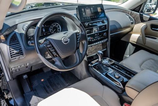 2024 Nissan Armada Platinum 2WD