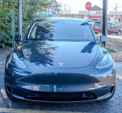 2024 Tesla Model Y Long Range Single Motor Rear-Wheel Drive
