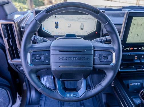 2025 GMC HUMMER EV SUV 3X