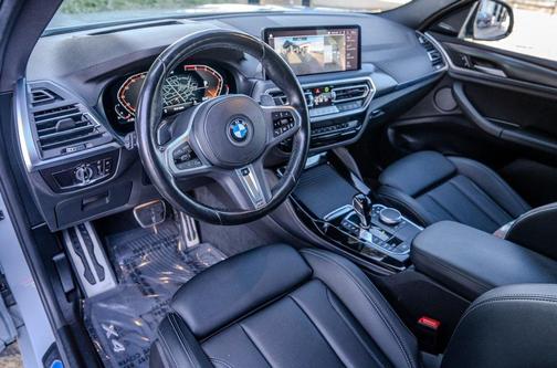 2023 BMW X4 xDrive30i