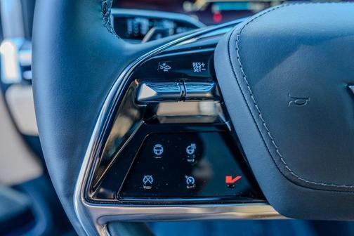 2025 Cadillac Escalade IQ Luxury 2