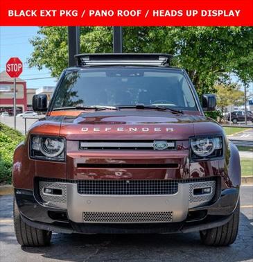 2024 Land Rover Defender 130 P400 X-Dynamic SE