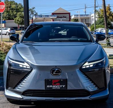 2023 Lexus RZ 450e Luxury