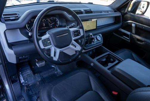 2023 Land Rover Defender 110 X-Dynamic SE