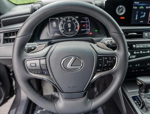 2022 Lexus ES 350 Base