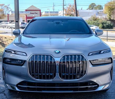 2024 BMW i7 eDrive50