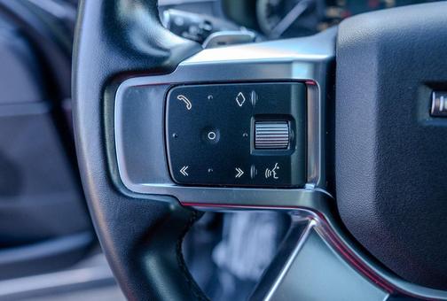 2023 Land Rover Discovery P300 S R-Dynamic