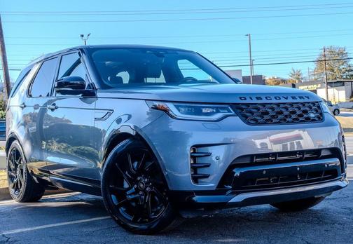 2023 Land Rover Discovery P300 S R-Dynamic