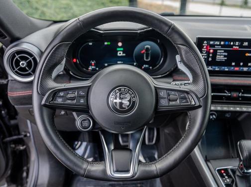 2024 Alfa Romeo Tonale Veloce EAWD