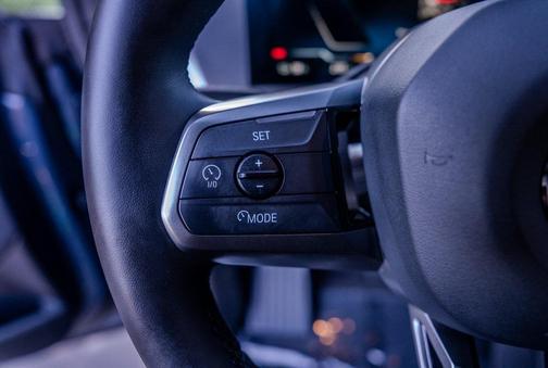 2025 BMW iX xDrive50