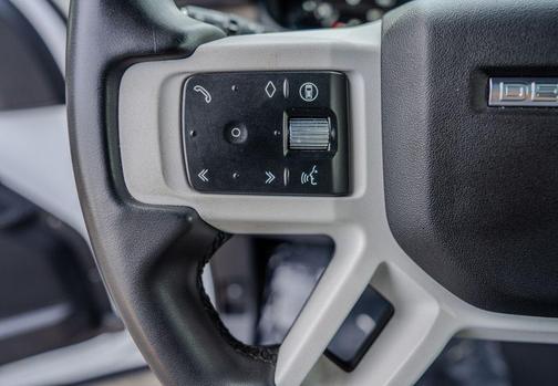 Fuji White 2025 Land Rover Defender 110 P300