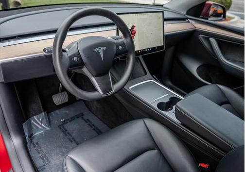 2024 Tesla Model Y Long Range Dual Motor All-Wheel Drive