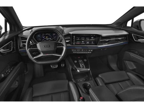 2022 Audi e-tron Premium Plus