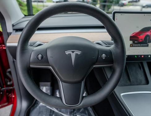 2024 Tesla Model Y Long Range Dual Motor All-Wheel Drive