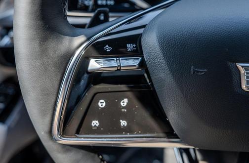 2024 Cadillac LYRIQ Sport