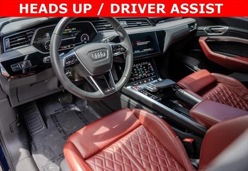 2022 Audi e-tron S Prestige