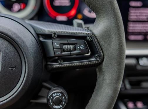 2022 Porsche 911 Carrera