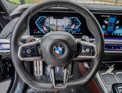 2023 BMW 740 i