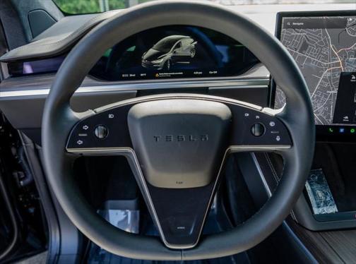 2024 Tesla Model X Long Range