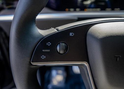 2024 Tesla Model X Long Range