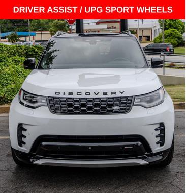 Fuji White 2023 Land Rover Discovery P300 S R-Dynamic