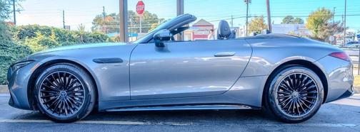 2023 Mercedes-Benz AMG SL 43 Base