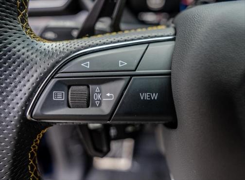 2022 Lamborghini Urus Graphite Capsule