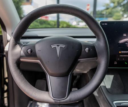 2022 Tesla Model Y Performance Dual Motor All-Wheel Drive