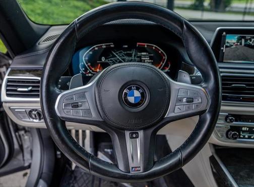 2022 BMW 750 i xDrive