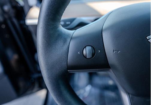 2024 Tesla Model Y Long Range Single Motor Rear-Wheel Drive