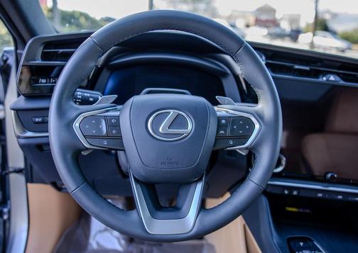 2023 Lexus RZ 450e Luxury