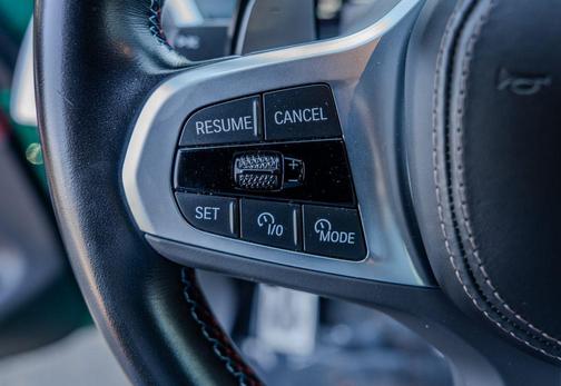 Isle of Man Green Metallic 2024 BMW X6 M60i