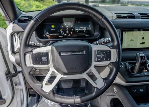 2024 Land Rover Defender 110 P300