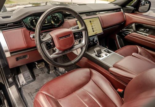 2023 Land Rover Range Rover P530 SE