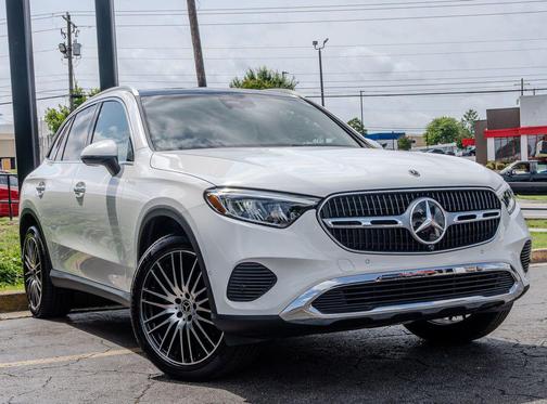 Polar White 2026 Mercedes-Benz GLC 300 Base