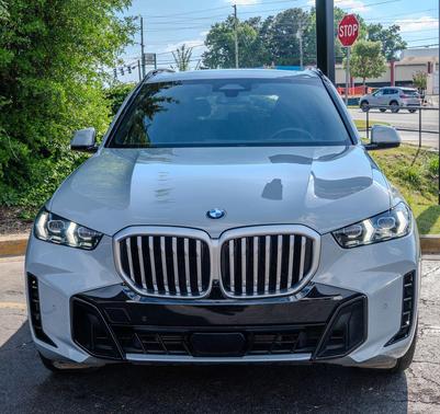 Brooklyn Grey Metallic 2025 BMW X5 xDrive40i