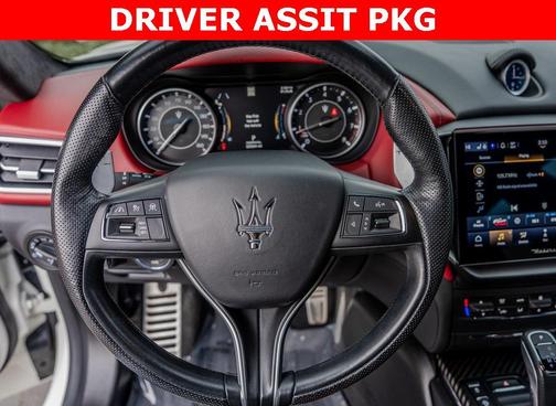 2022 Maserati Ghibli Modena