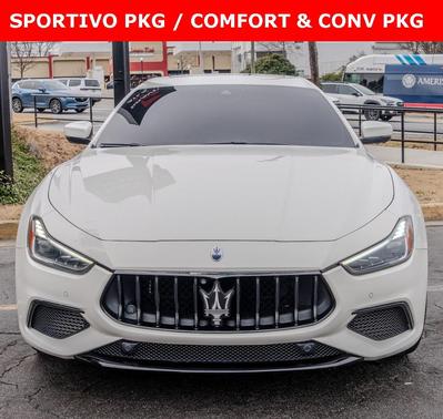 2022 Maserati Ghibli Modena