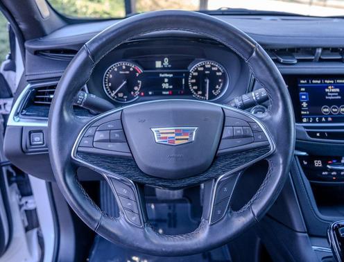 2024 Cadillac XT5 Premium Luxury