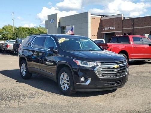 2021 Chevrolet Traverse LT Cloth