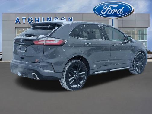 2023 Ford Edge ST