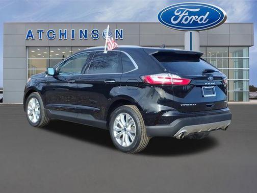 2021 Ford Edge Titanium