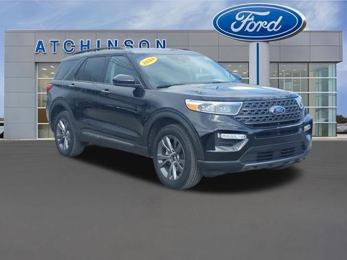 AGATE BLACK METALLIC 2024 Ford Explorer XLT