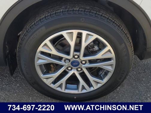 2022 Ford Escape SEL