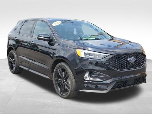 2022 Ford Edge ST