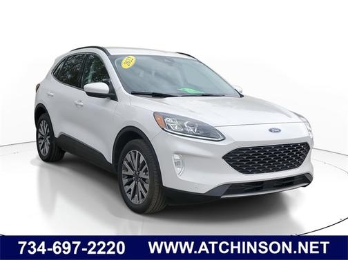 2022 Ford Escape TITANIUM