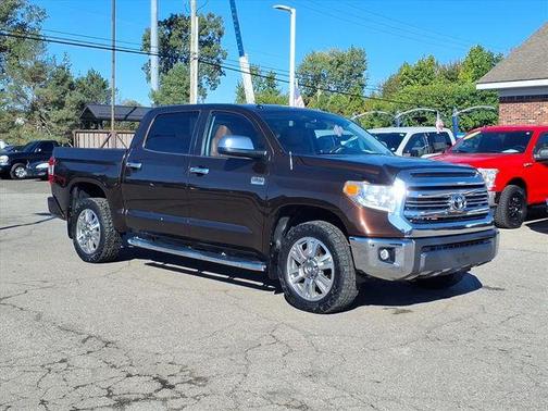 2017 Toyota Tundra Platinum